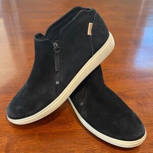 ECCO Women's Black Suede Zipper Ankle Booties Nubuck Sneakers Size 8‎